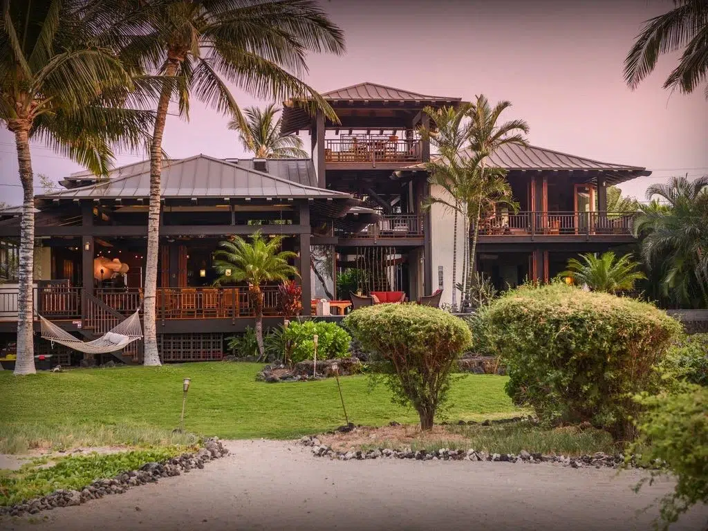 prefab-resort-hawaii A hawiian resort showcases the variety of projects the Pacific SmartWall is ideal for